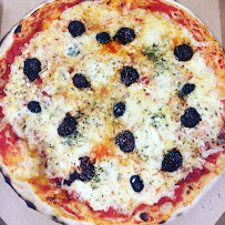 Pizza du Livraison de pizzas Pizzeria Les Goums à Aubagne - n°18