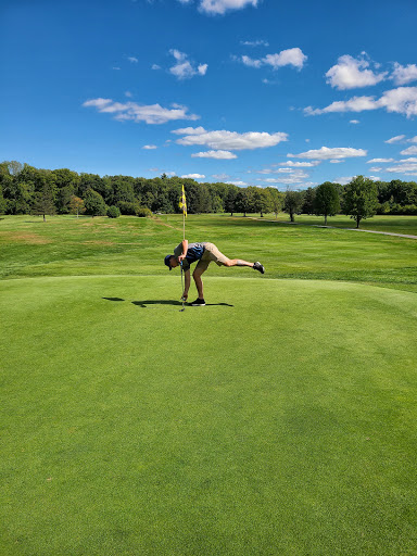 Golf Club «Pinecrest Golf Club», reviews and photos, 212 Prentice St, Holliston, MA 01746, USA