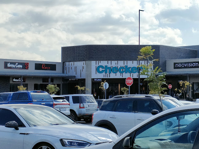 Corner Of Hendrik Potgieter And Johan Roads, Wilgeheuwel, Roodepoort, 1740