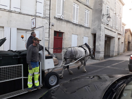 Tabac Presse Loto Michau à Saint-Savinien