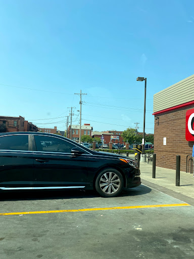 Gas Station «QuikTrip», reviews and photos, 1010 E Douglas Ave, Wichita, KS 67211, USA