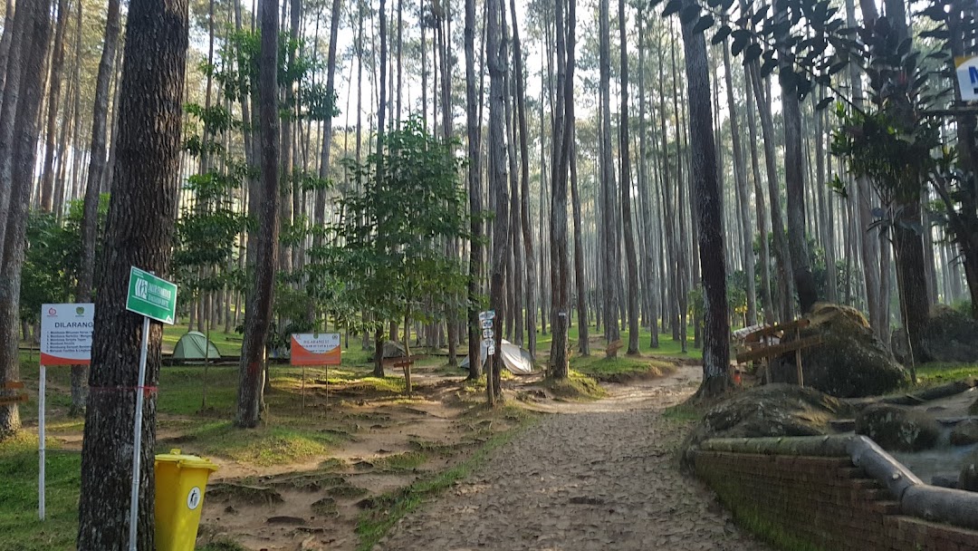 Bumi Perkemahan Batu Kuda Manglayang