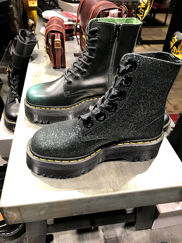 Comments and reviews of Dr. Martens Camden Store