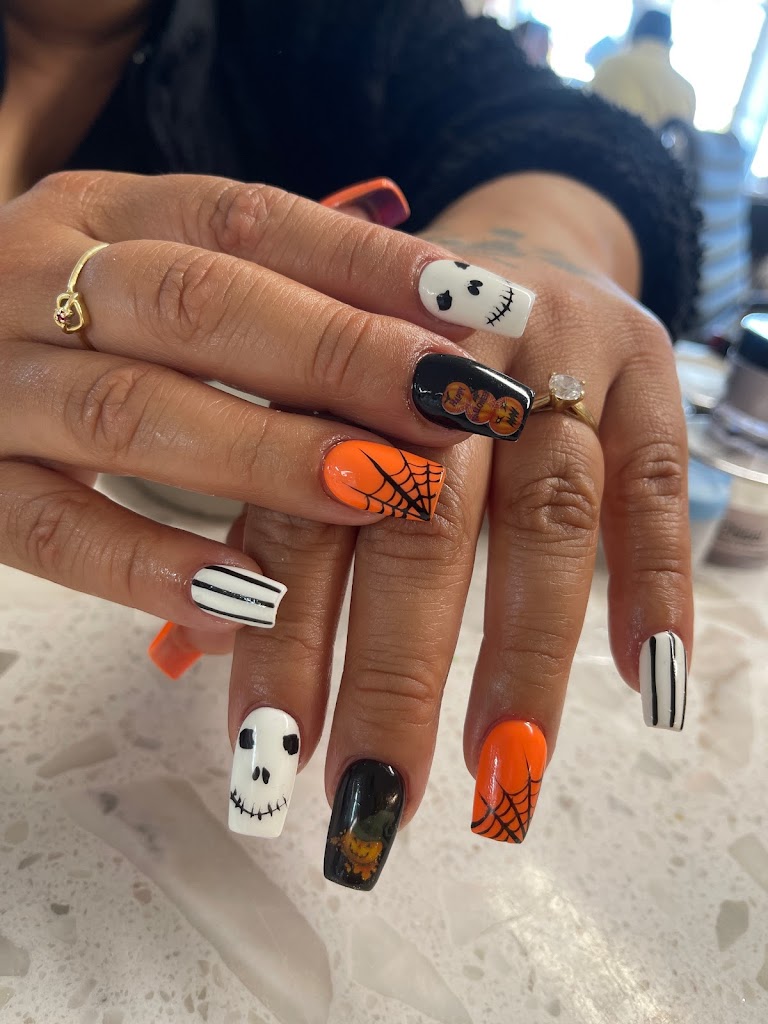 Beautiful Nails 2 01119