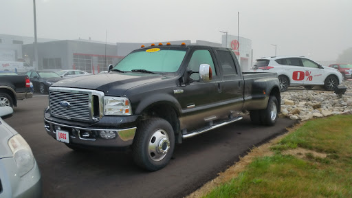 Toyota Dealer «Voss Toyota», reviews and photos, 2110 Heller Dr, Dayton, OH 45434, USA