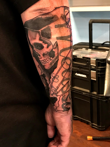 Tattoo Shop «Gem City Tattoo Club», reviews and photos, 436 E 5th St, Dayton, OH 45402, USA