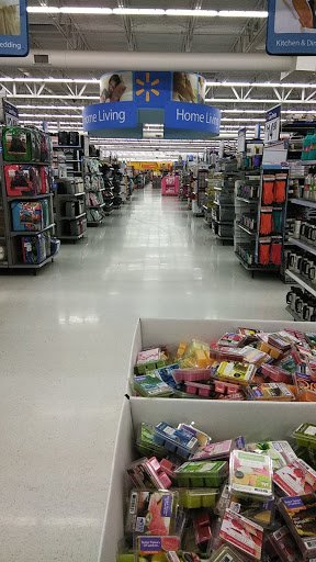 Department Store «Walmart Supercenter», reviews and photos, 3700 Owen Rd, Fenton, MI 48430, USA