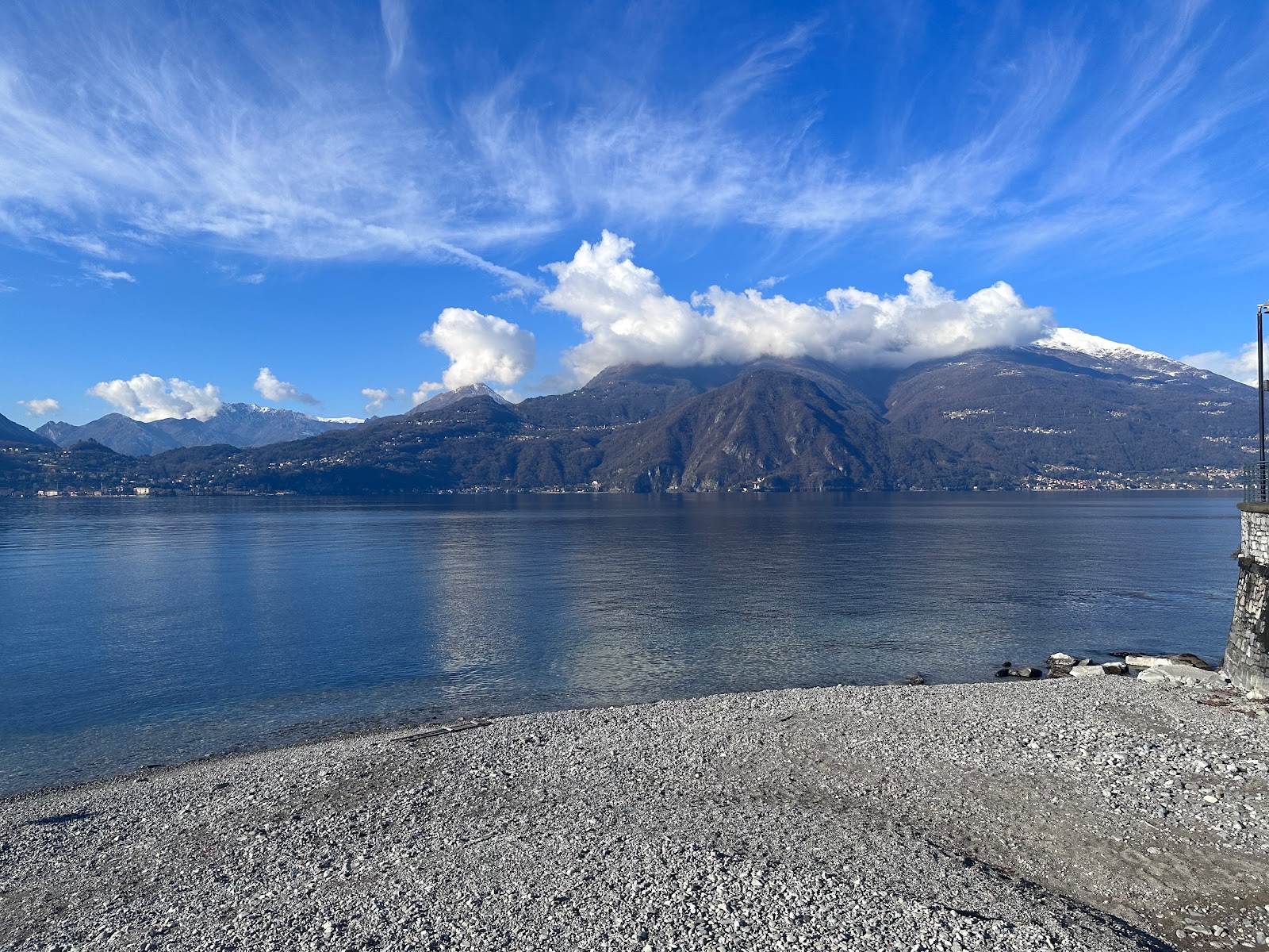Spiaggia di Varenna photo #8