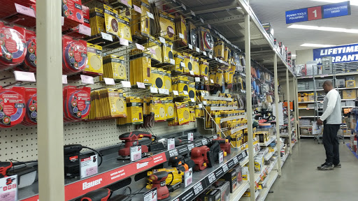 Hardware Store «Harbor Freight Tools», reviews and photos, 270 Peninsula Blvd, Hempstead, NY 11550, USA