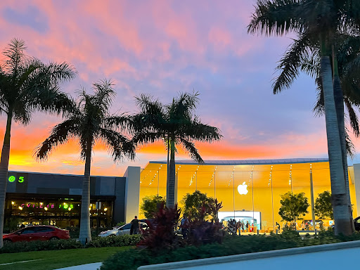 Computer Store «Apple Dadeland», reviews and photos, 7535 Dadeland Mall Cir W, Miami, FL 33156, USA