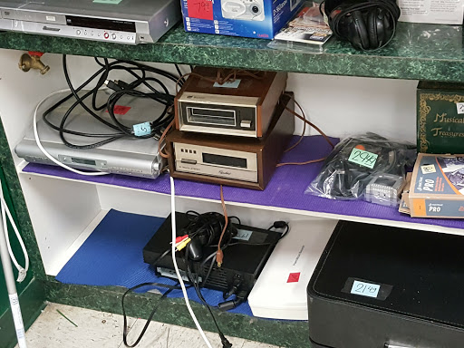 Thrift Store «USA Family Thrift», reviews and photos, 4470 S 108th St, Greenfield, WI 53228, USA