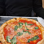 Photo n°3 de l'avis de Giuseppe.a fait le 09/11/2023 à 22:24 sur le  Pizzeria Carmnella dal 1892 à Naples