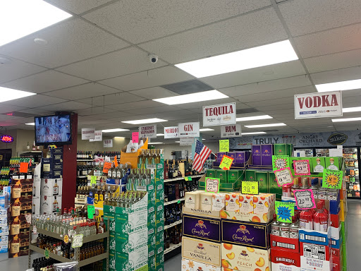 Liquor Store «Parkway Discount Liquors», reviews and photos, 6075 Parkway Dr, Commerce City, CO 80022, USA