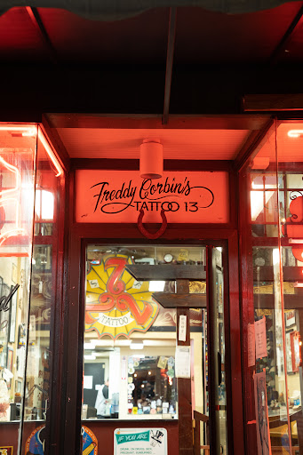 Tattoo Shop «Temple Tattoo», reviews and photos, 384 17th St, Oakland, CA 94612, USA