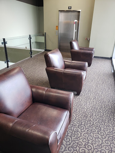 Shoe Store «DSW Designer Shoe Warehouse», reviews and photos, 202 Orland Park Pl, Orland Park, IL 60462, USA