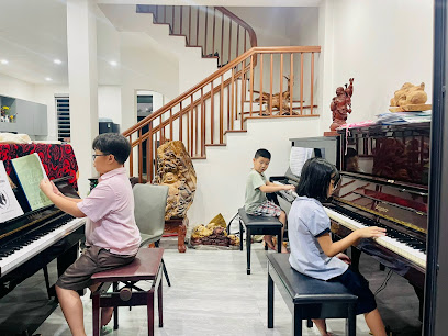 Piano Nhật Quang
