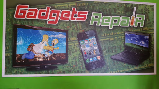 Electronics Repair Shop «Gadgets Repair», reviews and photos, 1750 Bruce B Downs Blvd, Wesley Chapel, FL 33544, USA