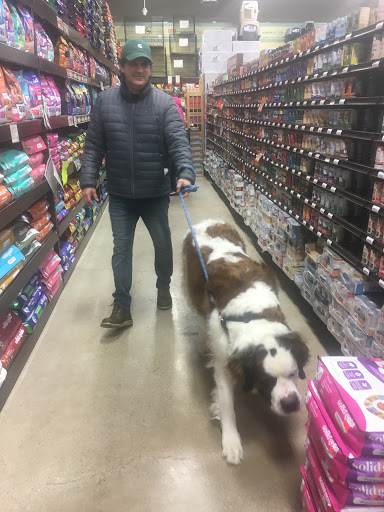 Pet Supply Store «Premier Pet Supply», reviews and photos, 15399 Merriman Rd, Livonia, MI 48154, USA