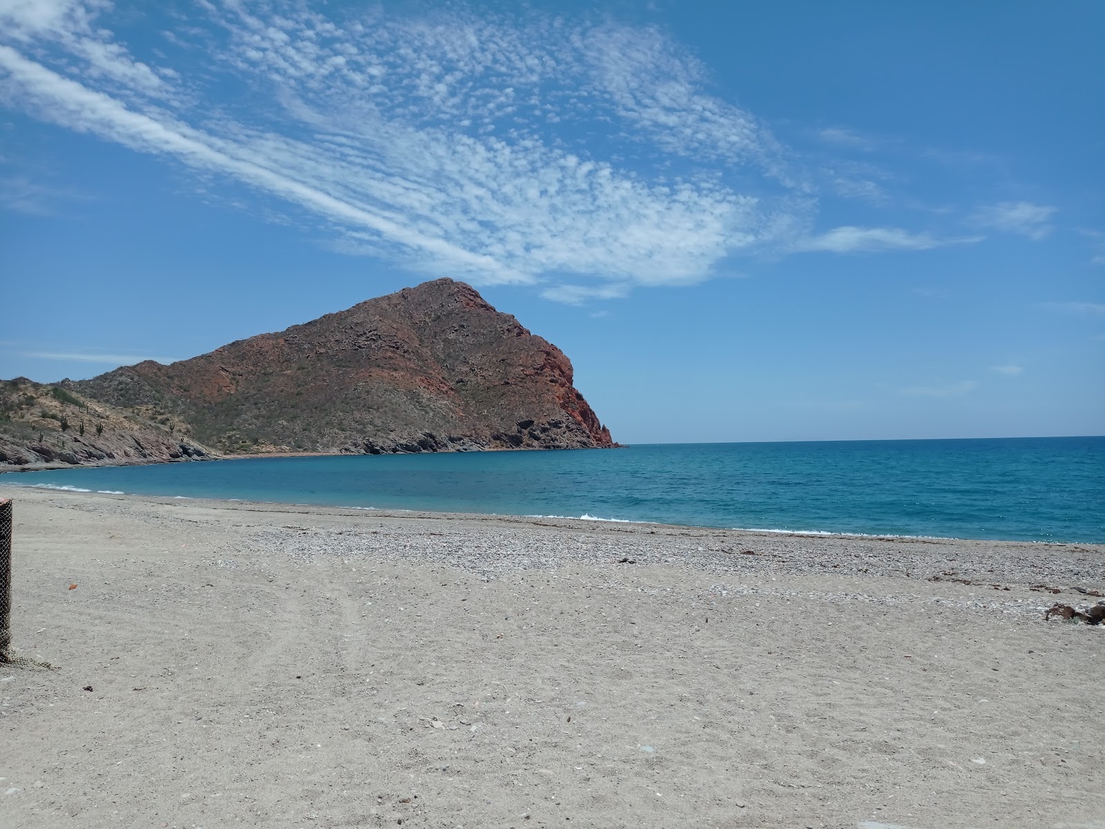 Φωτογραφία του Nuevo Colorado beach με καθαρό νερό επιφάνεια