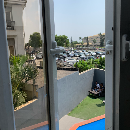 Zasarii Di Lusso Hotels, 11 Cornelius Odinjor St, Off Chevron Drive, Chevyview Estate, Lekki, Nigeria, Luxury Hotel, state Lagos