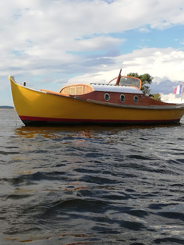 Les Pinasses de Robinson balades en bateau à Lacanau