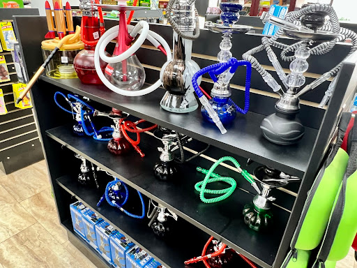 Tobacco Shop «Smoke Hut Smoke Shop», reviews and photos, 11902 Blue Ridge Boulevard g, Grandview, MO 64030, USA