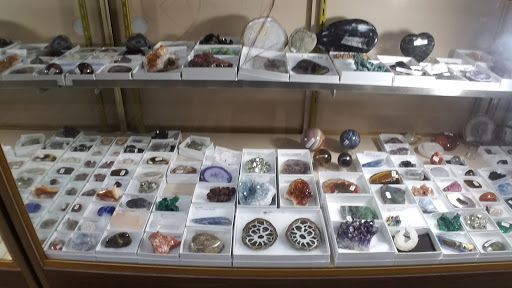 Toy Store «Brookside Toy and Science», reviews and photos, 330 W 63rd St, Kansas City, MO 64113, USA