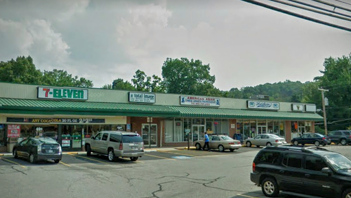 Shopping Mall «Halethorpe Shopping Center», reviews and photos, 1313 Francis Ave, Baltimore, MD 21227, USA