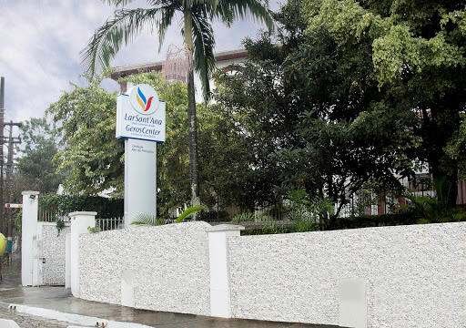 Logo da empresa - Lar Sant'Ana