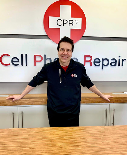 Mobile Phone Repair Shop «CPR Cell Phone Repair Vernon Hills», reviews and photos, 278 Hawthorn Village Commons, Vernon Hills, IL 60061, USA