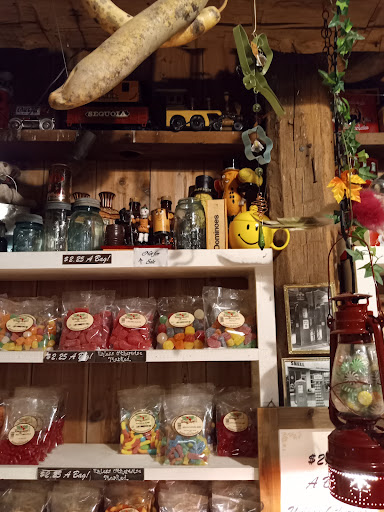 Grocery Store «Windy Acres Candy & Nut», reviews and photos, 6805 OH-73, Wilmington, OH 45177, USA