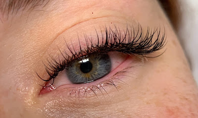 O'cils à sourcils à Pugnac