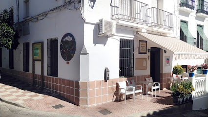 Hogar del Pensionista - Pl. Alta, 29109 Tolox, Málaga, Spain