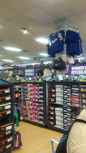 Sporting Goods Store «Big 5 Sporting Goods - Corona», reviews and photos, 320 N McKinley St, Corona, CA 92879, USA