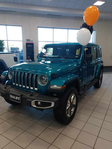 Jeep Dealer «Haley Chrysler Dodge Jeep Ram - Airport», reviews and photos, 5400 S Laburnum Ave, Richmond, VA 23231, USA