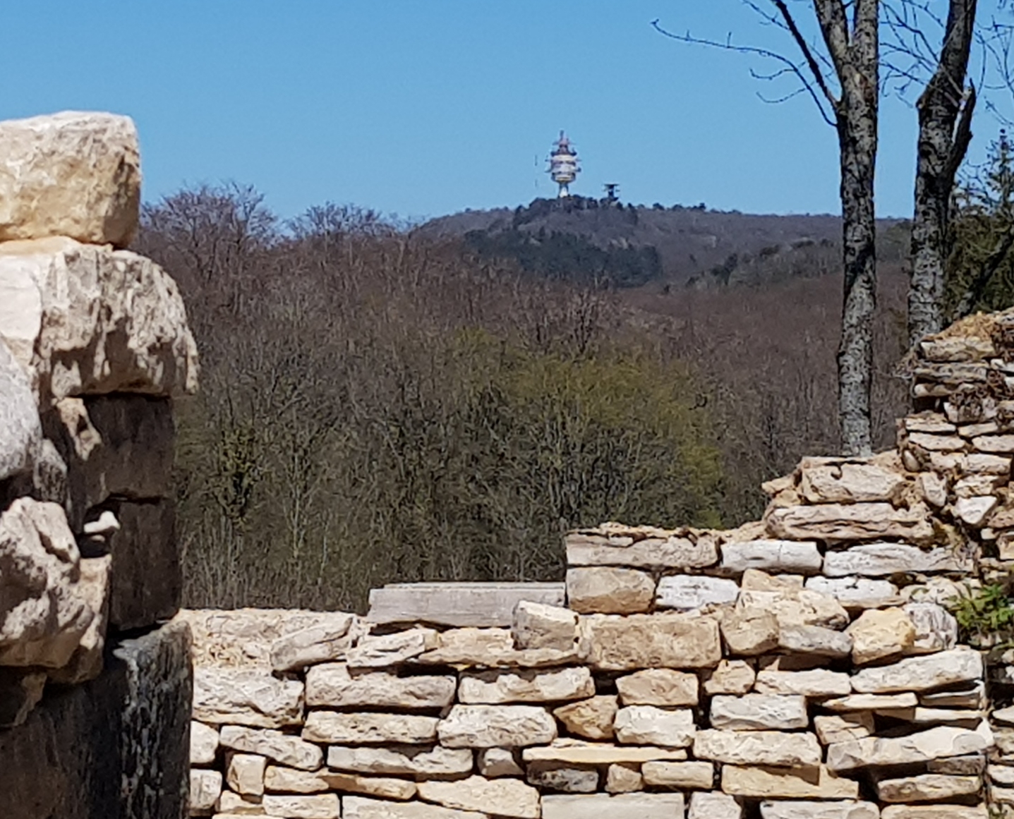 Photo n° 3 de l'avis de fontaine.a fait le 24/02/2019 à 09:17