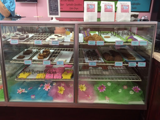 Piece of Cake, 210 Main St, Evansville, IN 47708, USA, 