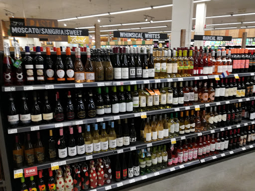 Grocery Store «Whole Foods Market», reviews and photos, 102 New Waverly Pl, Cary, NC 27518, USA