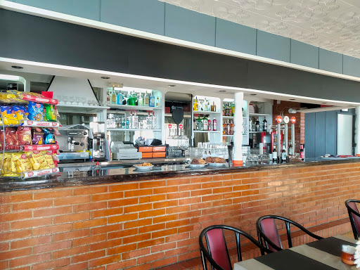 Información y opiniones sobre Bar – Restaurant Ari's de Pineda De Mar
