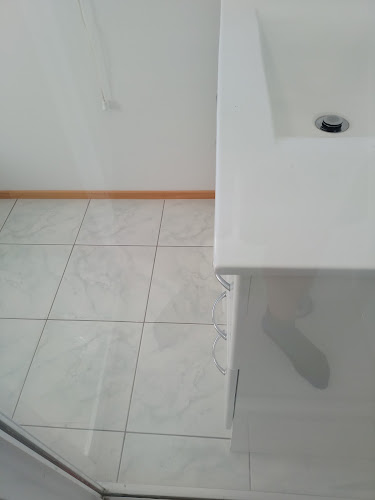 Comments and reviews of Window Cleaning & Shower Glass Restoration