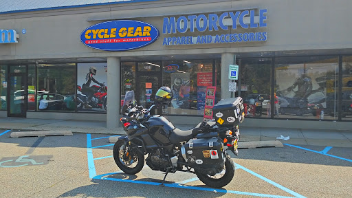 Motorcycle Parts Store «Cycle Gear», reviews and photos, 2052 Lincoln Hwy, Edison, NJ 08817, USA