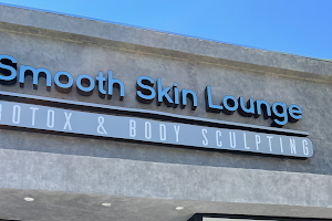 SMOOTH SKIN LOUNGE image