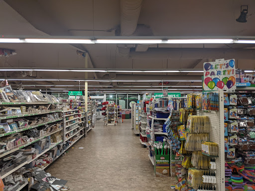 Dollar Store «Dollar Tree», reviews and photos, 10237 Rosecrans Ave, Bellflower, CA 90706, USA