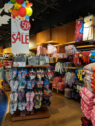 Toy Store «Disney Store», reviews and photos, 7875 Montgomery Rd, Cincinnati, OH 45236, USA