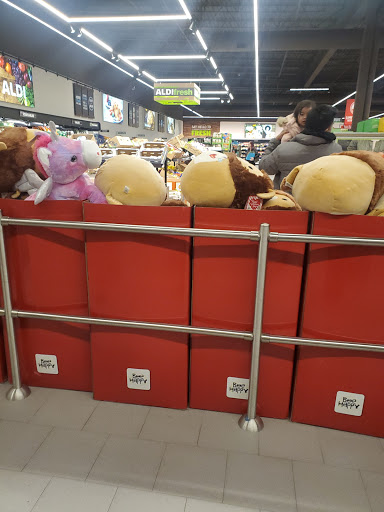 Supermarket «ALDI», reviews and photos, 125 Stark Dr, Carol Stream, IL 60188, USA
