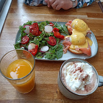 Œufs Bénédicte du Restaurant servant le petit-déjeuner Bloom café à Colombes - n°4