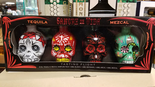 Liquor Store «Old Town Liquor & Deli», reviews and photos, 2304 San Diego Ave A, San Diego, CA 92110, USA