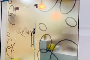 Kristy Unisex Salon image