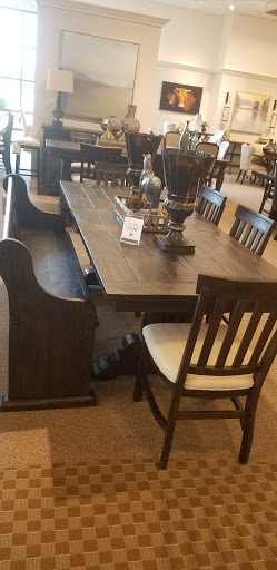 Furniture Store «Havertys Furniture», reviews and photos, 320 Clancy Nolan Dr, Cedar Hill, TX 75104, USA