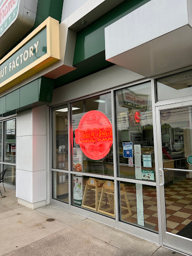 Bakery «Krispy Kreme Doughnuts», reviews and photos, 259 S Stratford Rd, Winston-Salem, NC 27103, USA